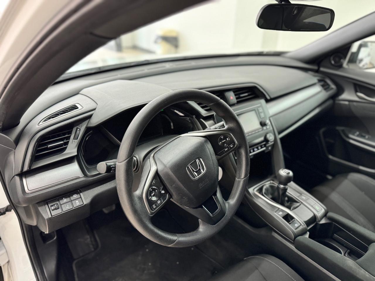 Honda Civic 1.0T 5 porte Executive Premium