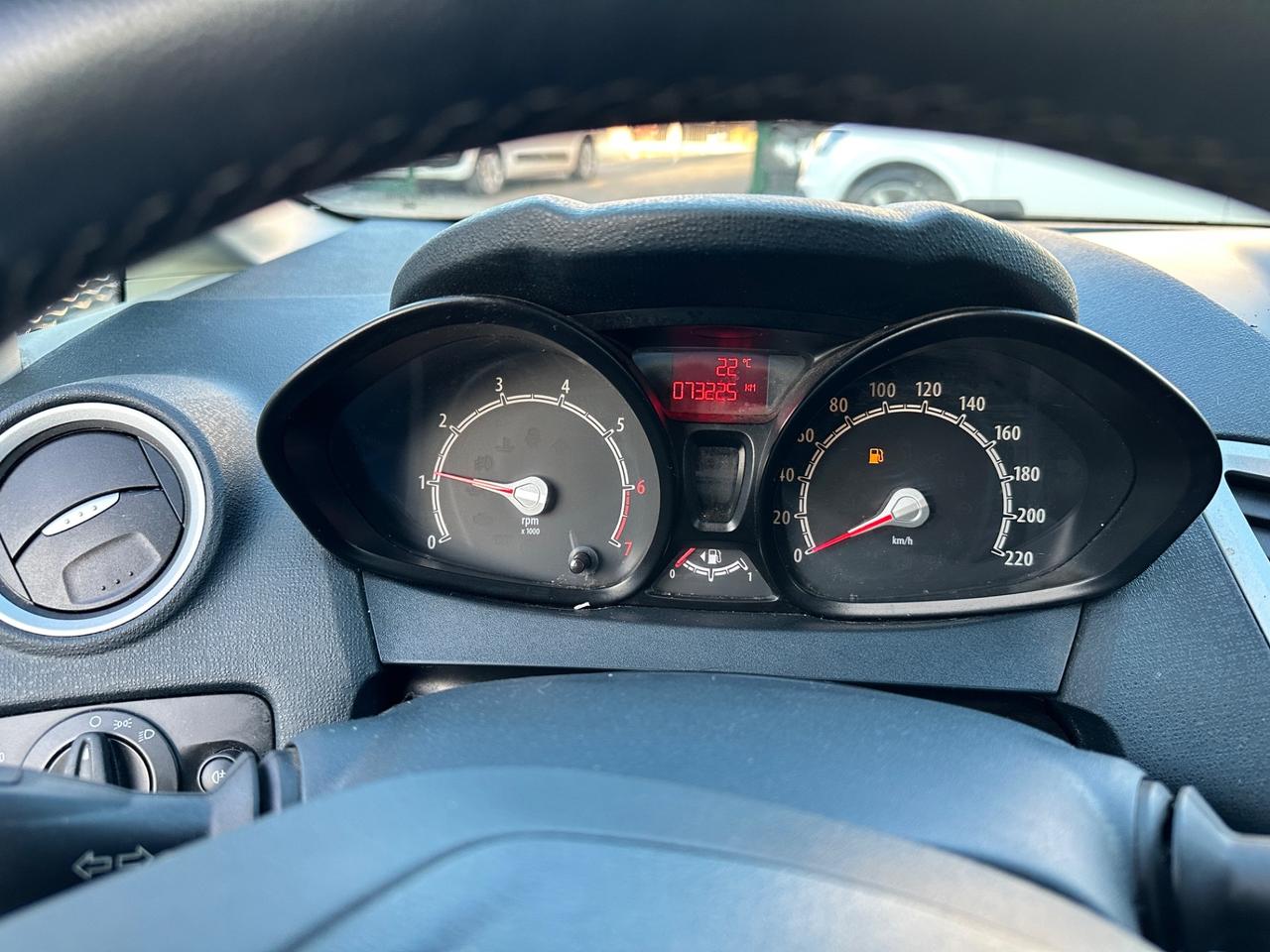 Ford Fiesta 1.2 Benzina ok per neopatentati