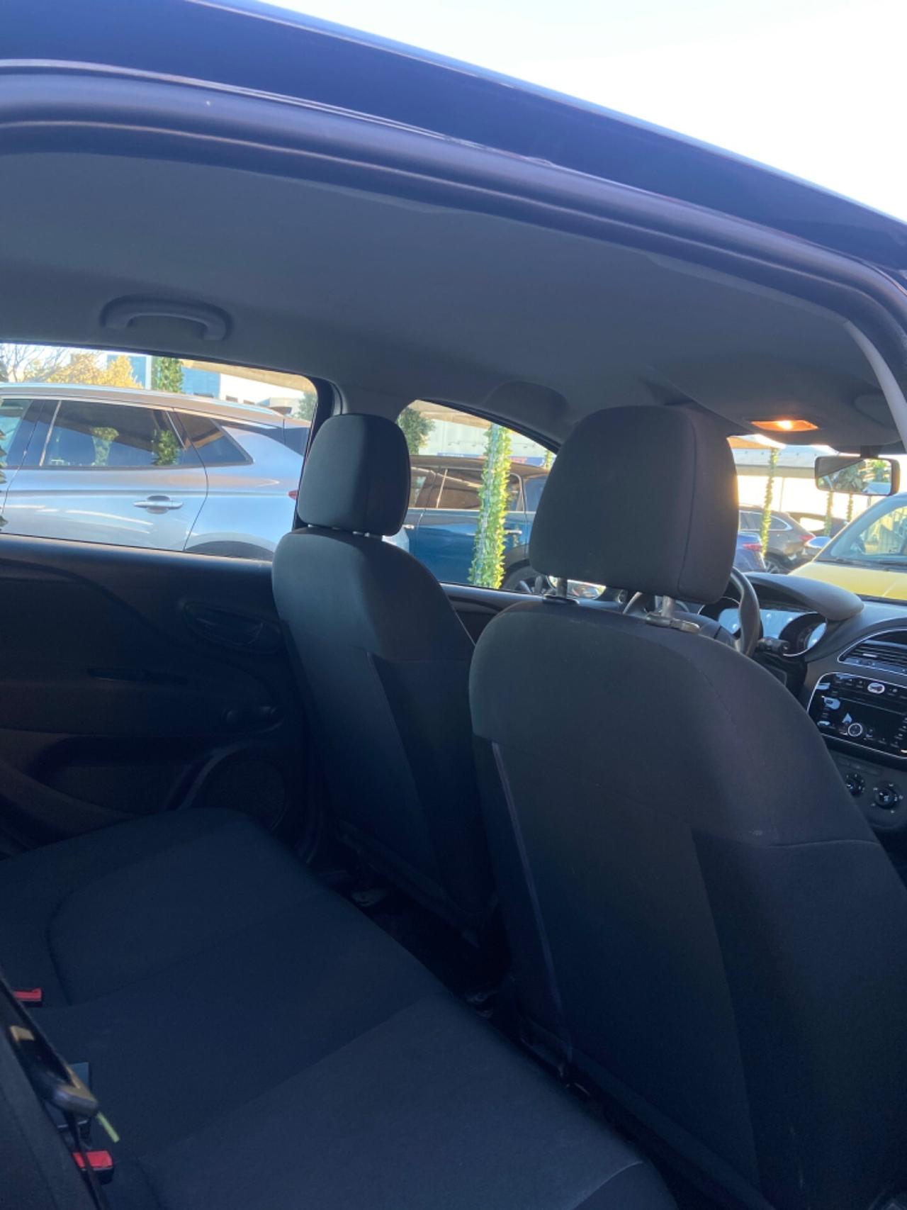 Fiat Punto 1.3 MJT II S&S 95 CV 2017 Street garanzia12