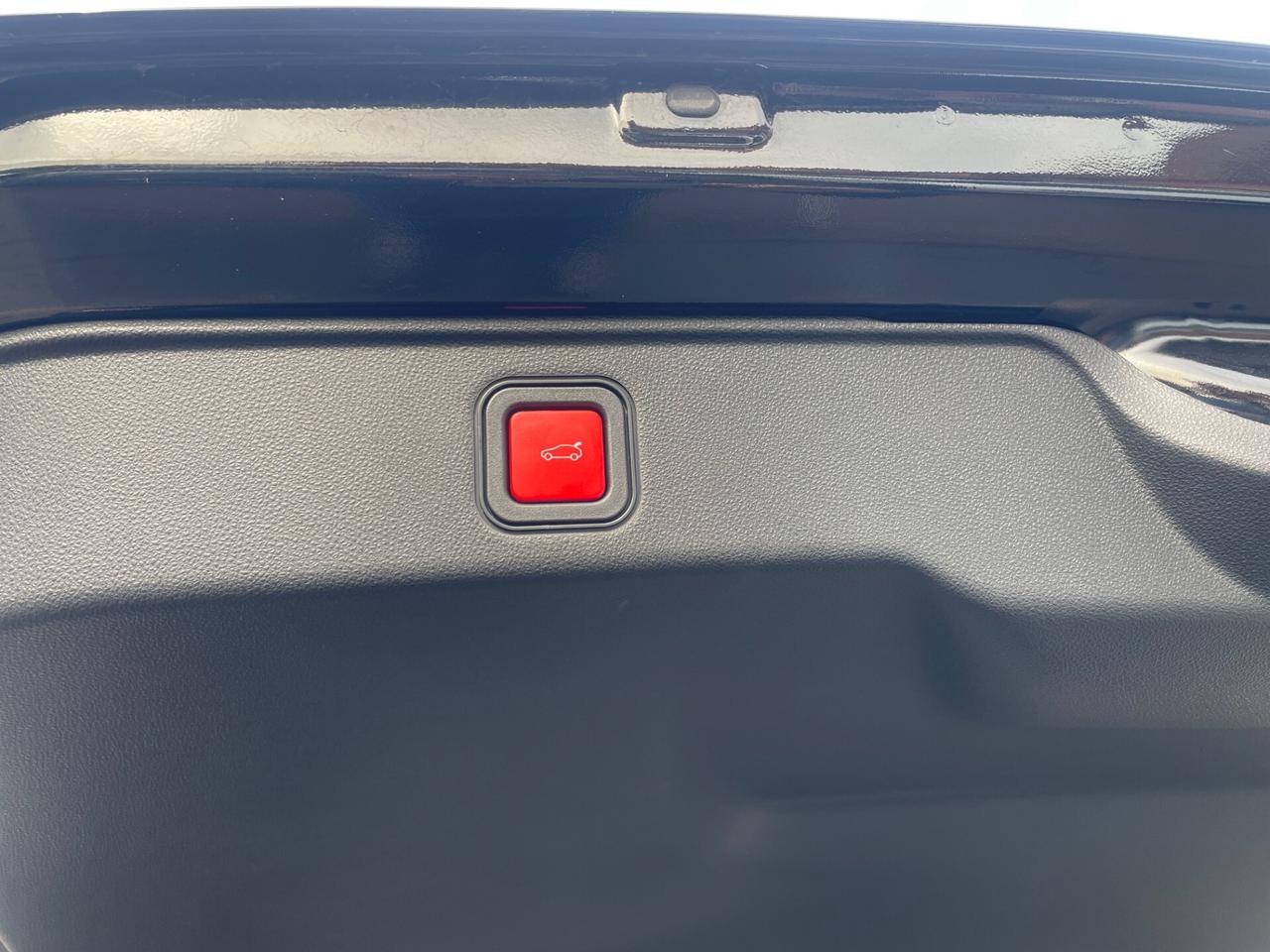 Fiat 600 Hybrid 136 CV DCT MHEV La Prima