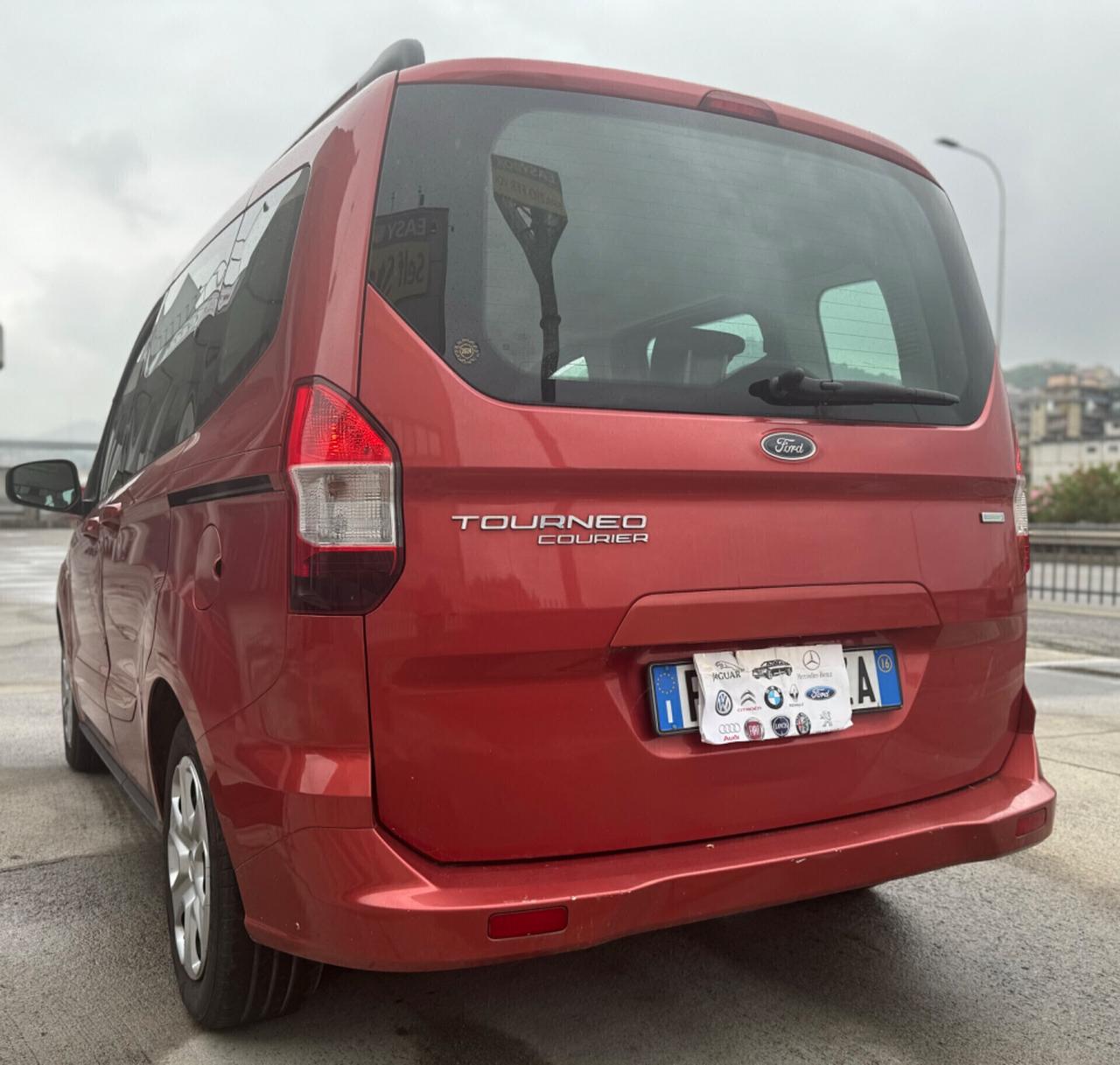 Ford Tourneo Courier 1.0 benzina Titanium 2016