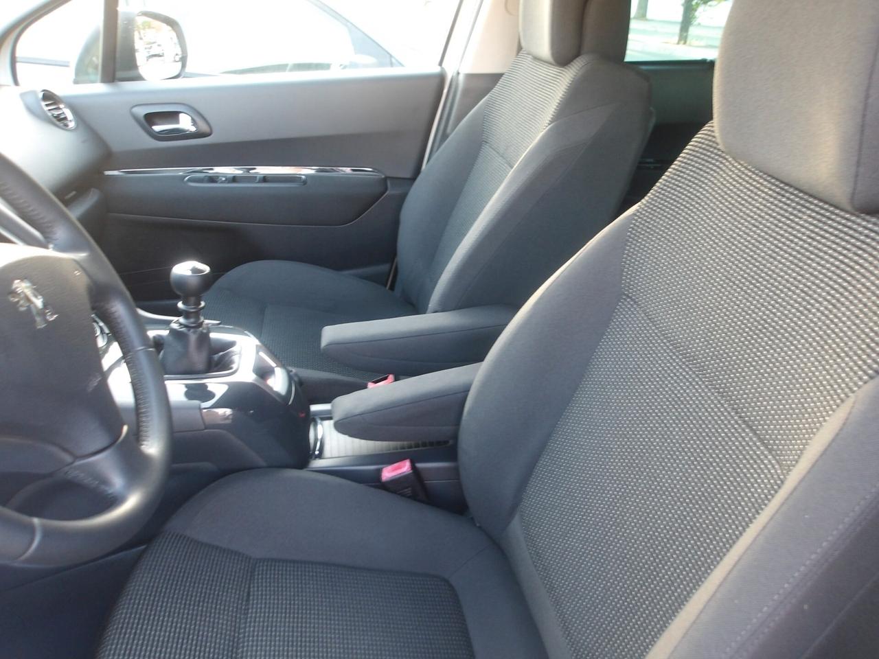 PEUGEOT 5008 1.6 DIESEL-GARANZIA FULL
