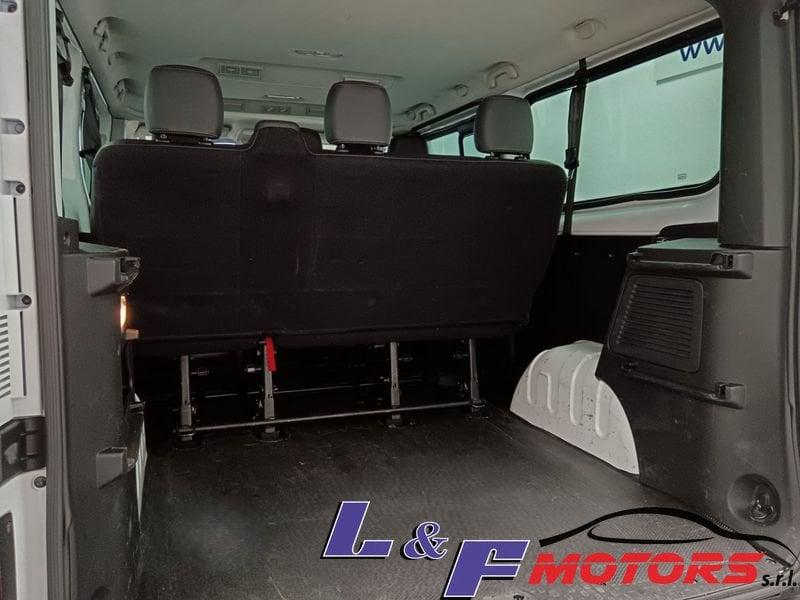 Renault Trafic RENAULT TRAFIC 2.O DCI 9 POSTI PASSO LUNGO