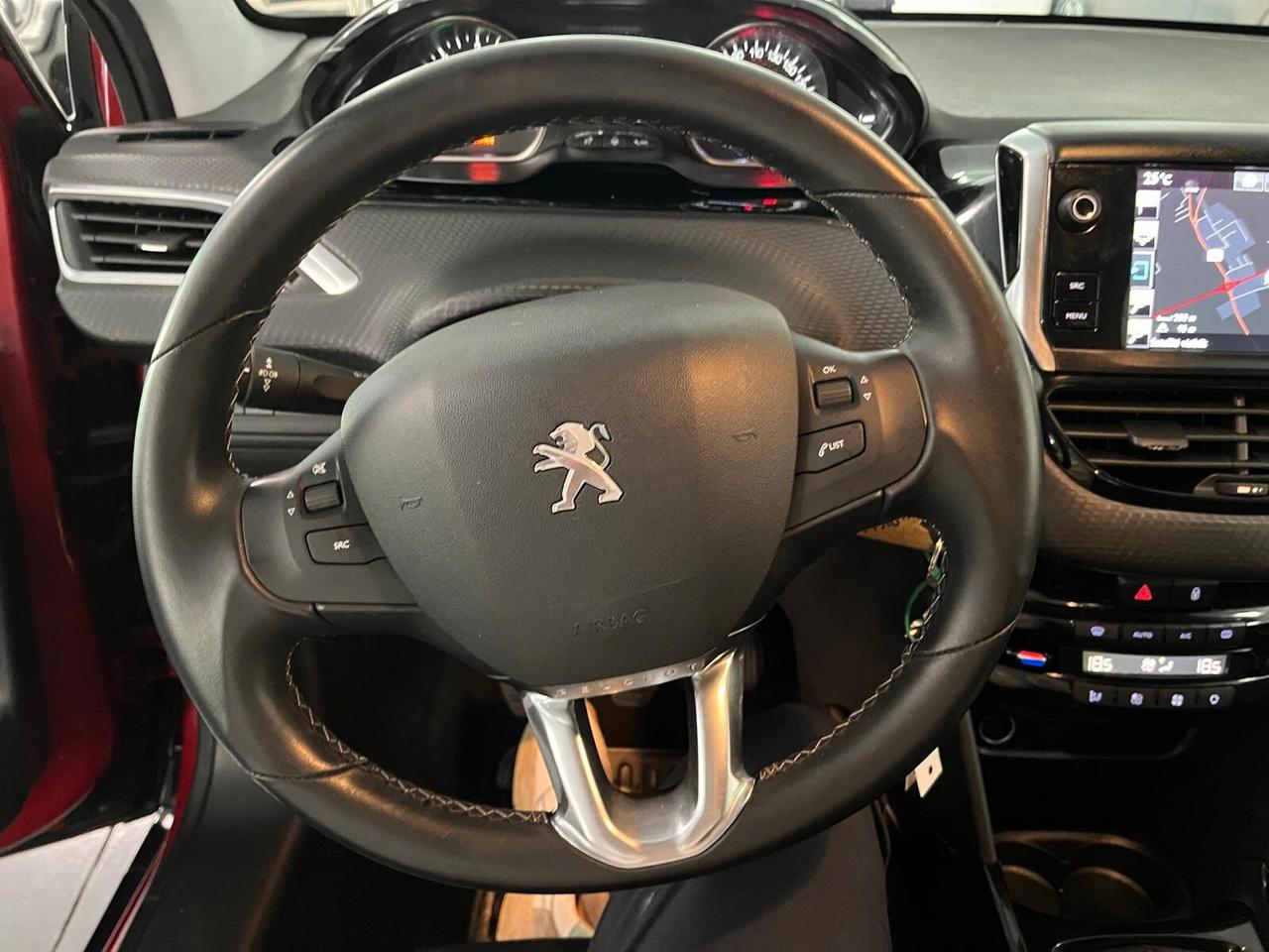 Peugeot 2008 BlueHDi 120 S&S Allure