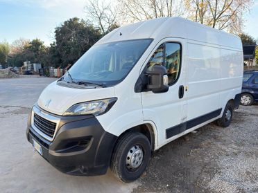 Furgone Peugeot Boxer L2H2
