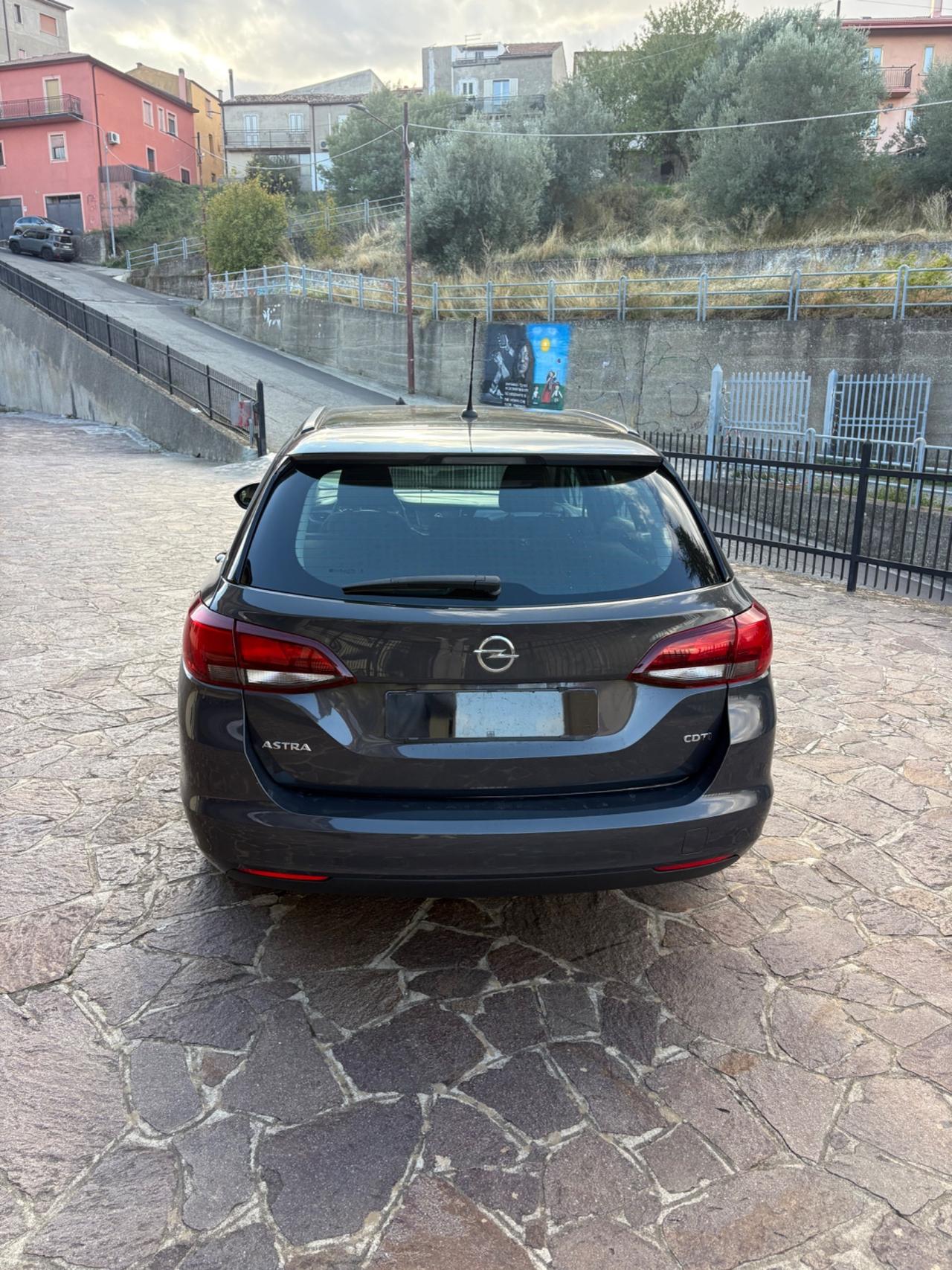 Opel Astra 1.6 CDTi Sports Tourer Business