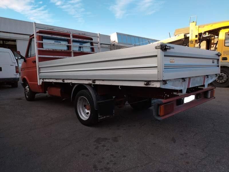 IVECO DAILY 35F8 CASSONE FISSO