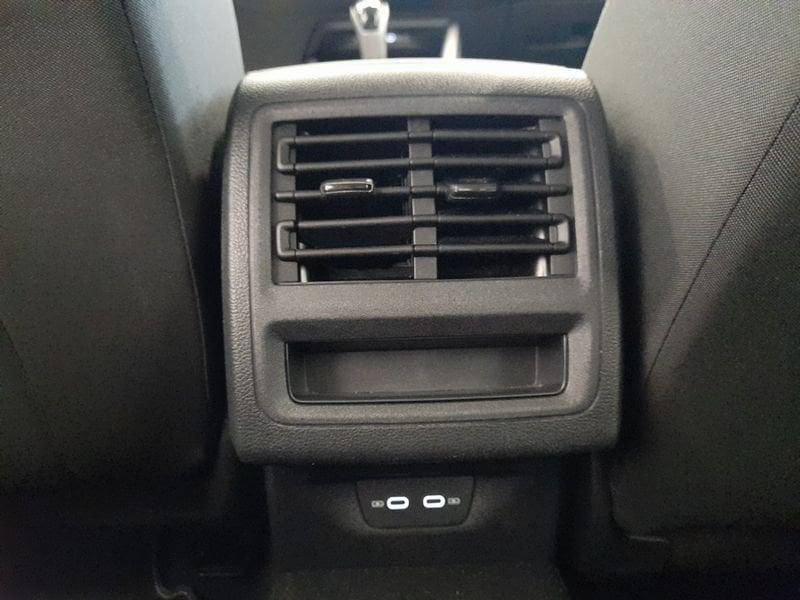 Volkswagen Golf 1.0 TSI 110cv EVO Life