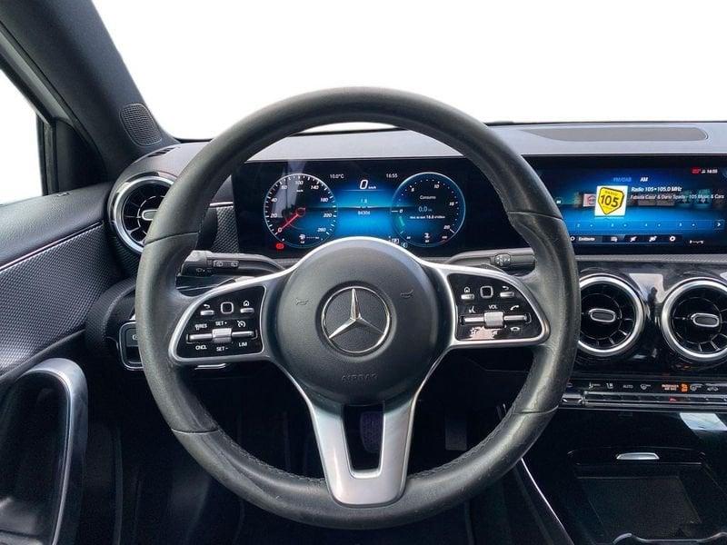 Mercedes-Benz Classe A A 200 d Sport Night edition auto