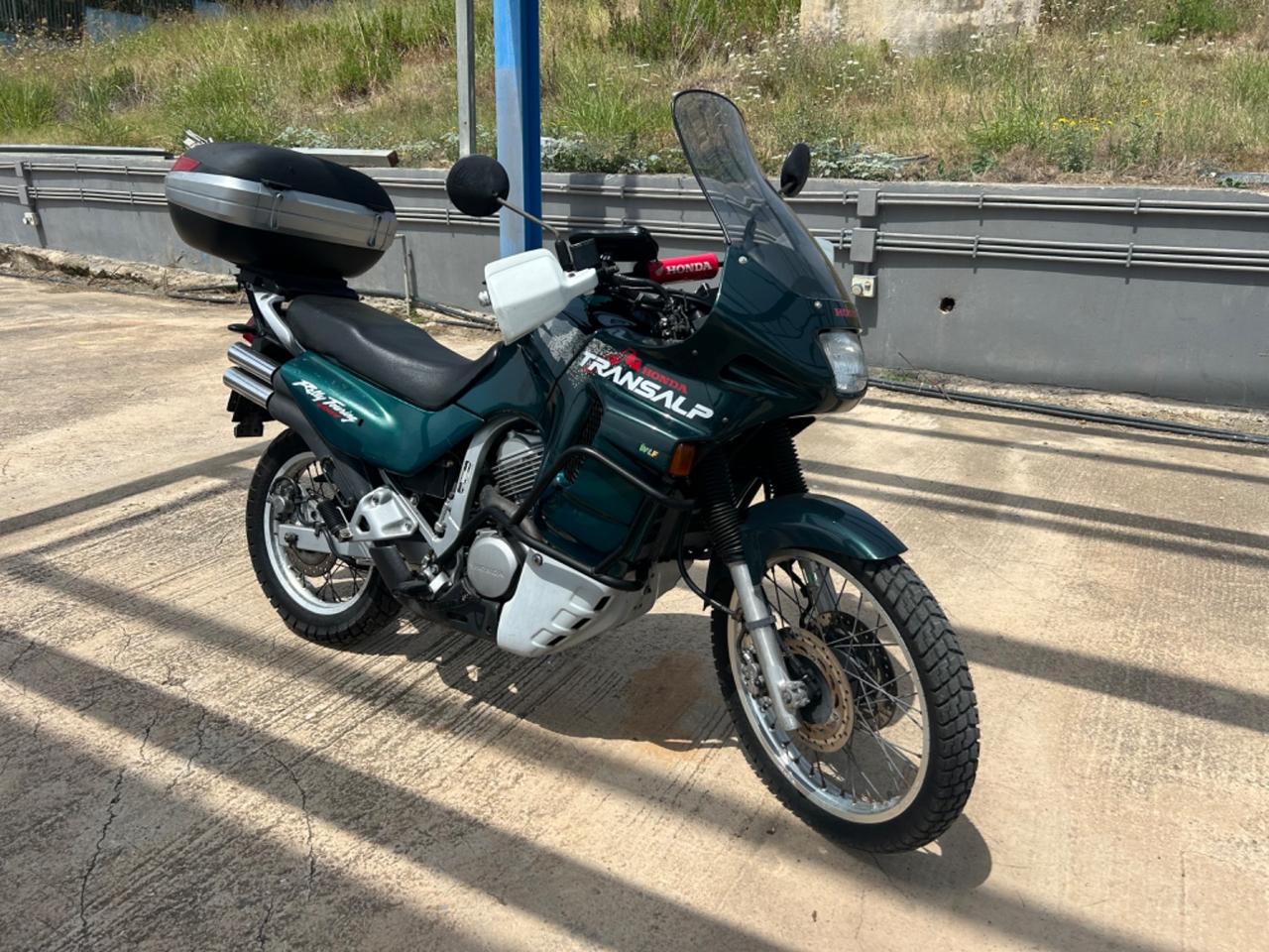 Honda transalp 600