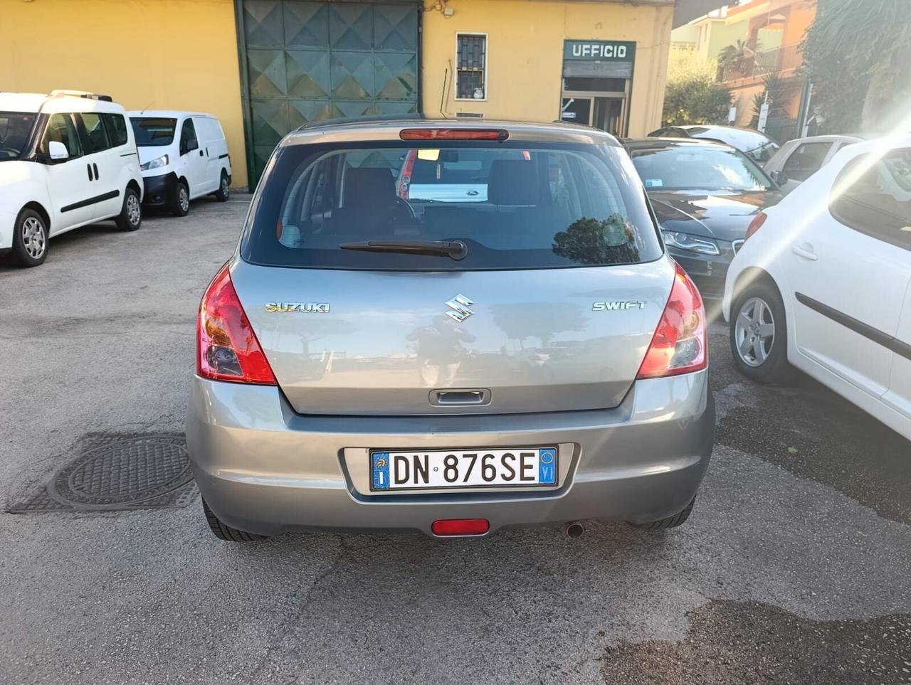 Suzuki Swift Gpl 2008