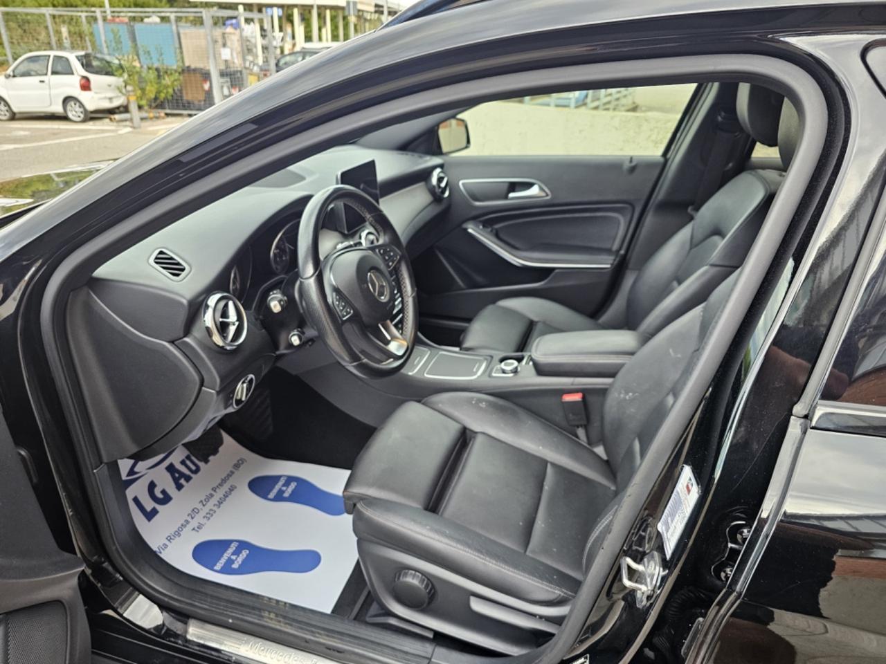 Mercedes-benz GLA 180 d Automatic Premium