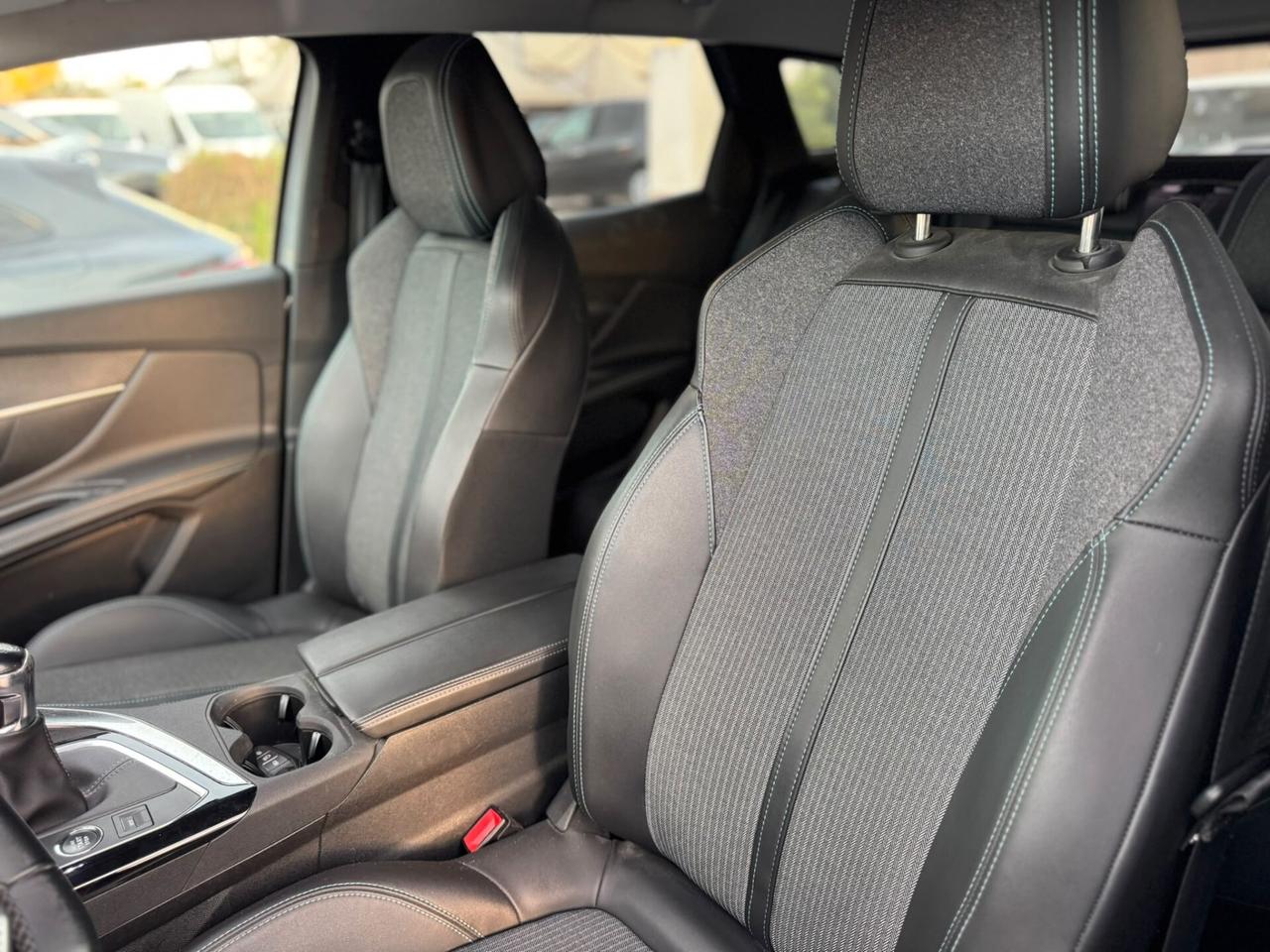 Peugeot 3008 BlueHDi 130 Allure