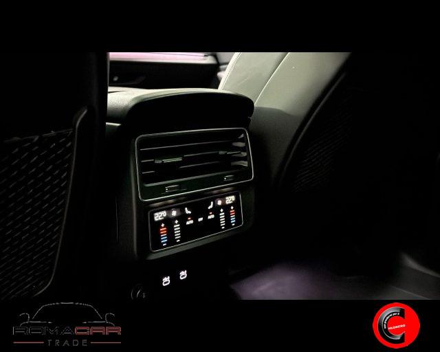 AUDI RS Q8 TFSI V8 quattro tiptronic