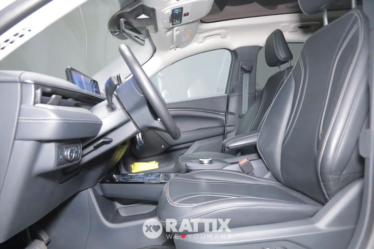 Ford Mustang Mach-E standard range 269CV rwd auto + tetto panoramico