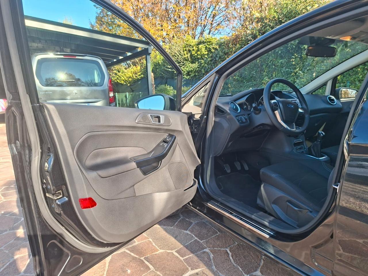 Ford Fiesta 2013 1.2