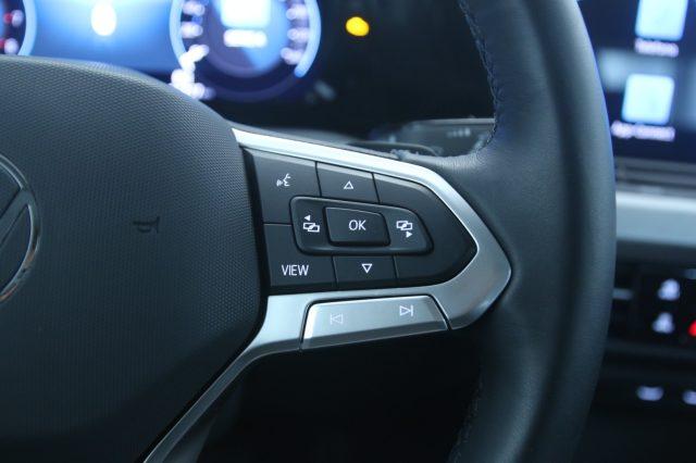 VOLKSWAGEN Golf 1.0 eTSI EVO DSG Life / Neopatentati