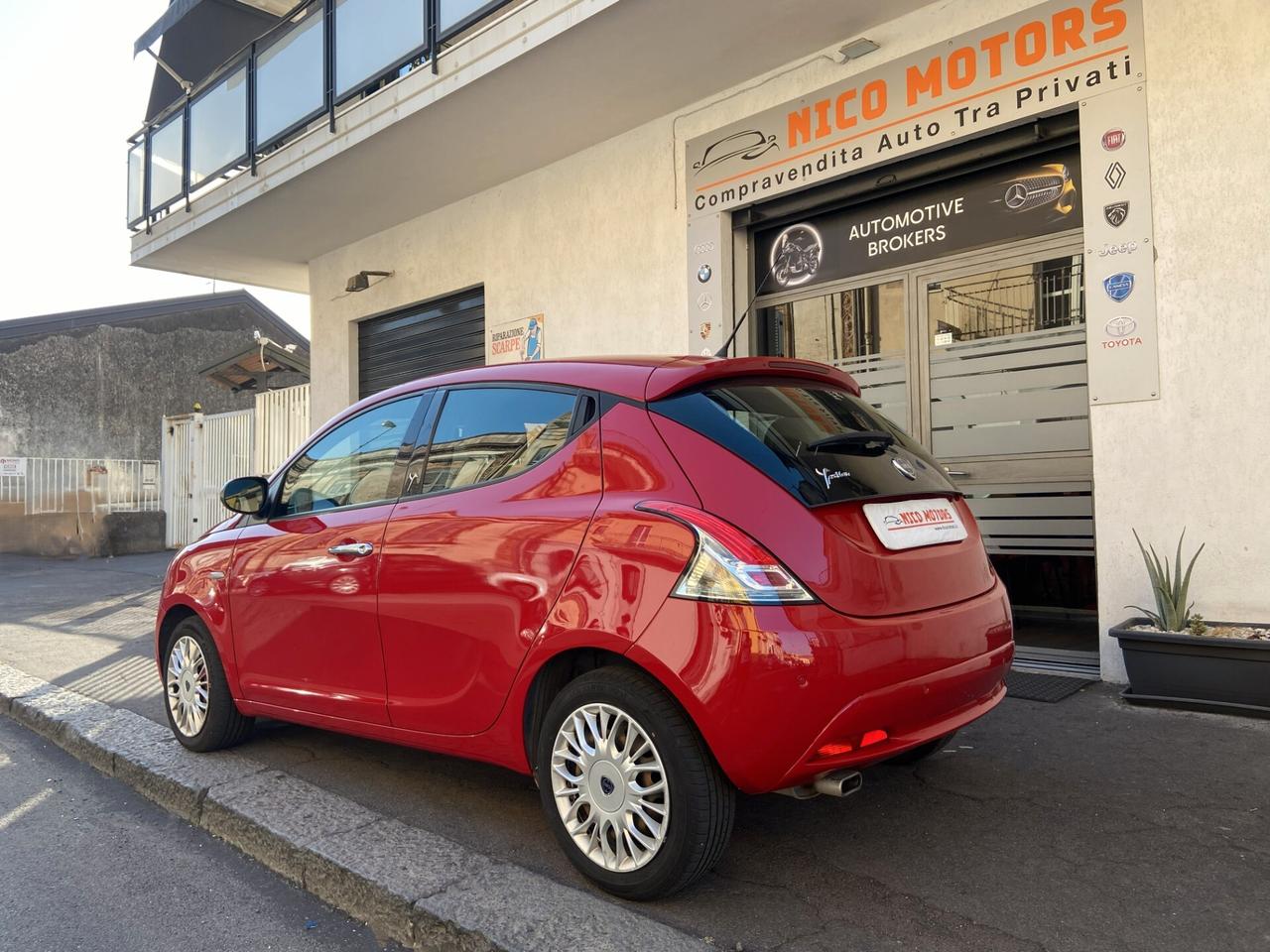 Lancia Ypsilon 1.3 MJT 16V 95 CV 5 porte S&S Silver