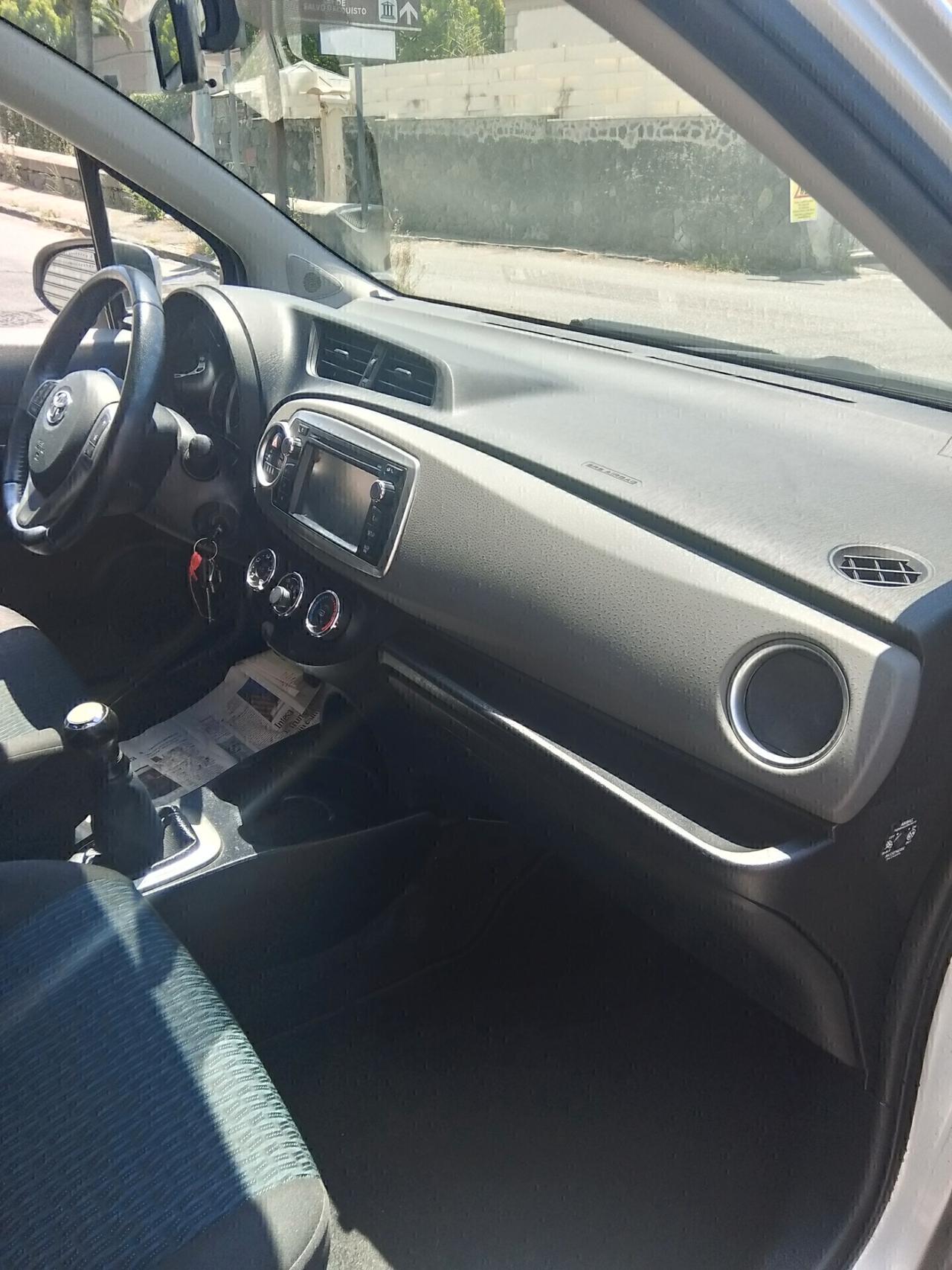 Toyota Yaris 1.0 5 porte Active