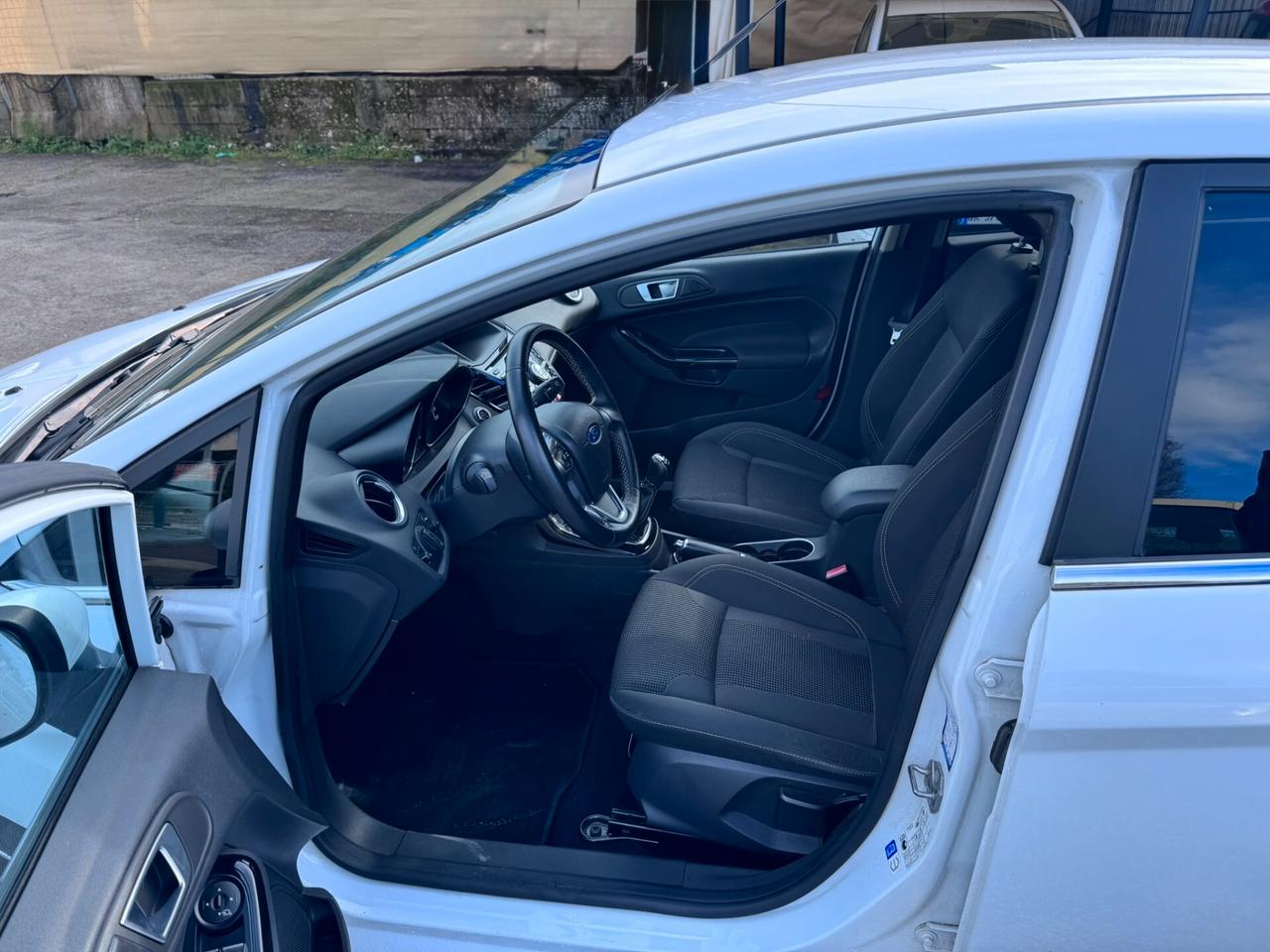 Ford Fiesta 1.0 80CV 5 porte Black & White Edition