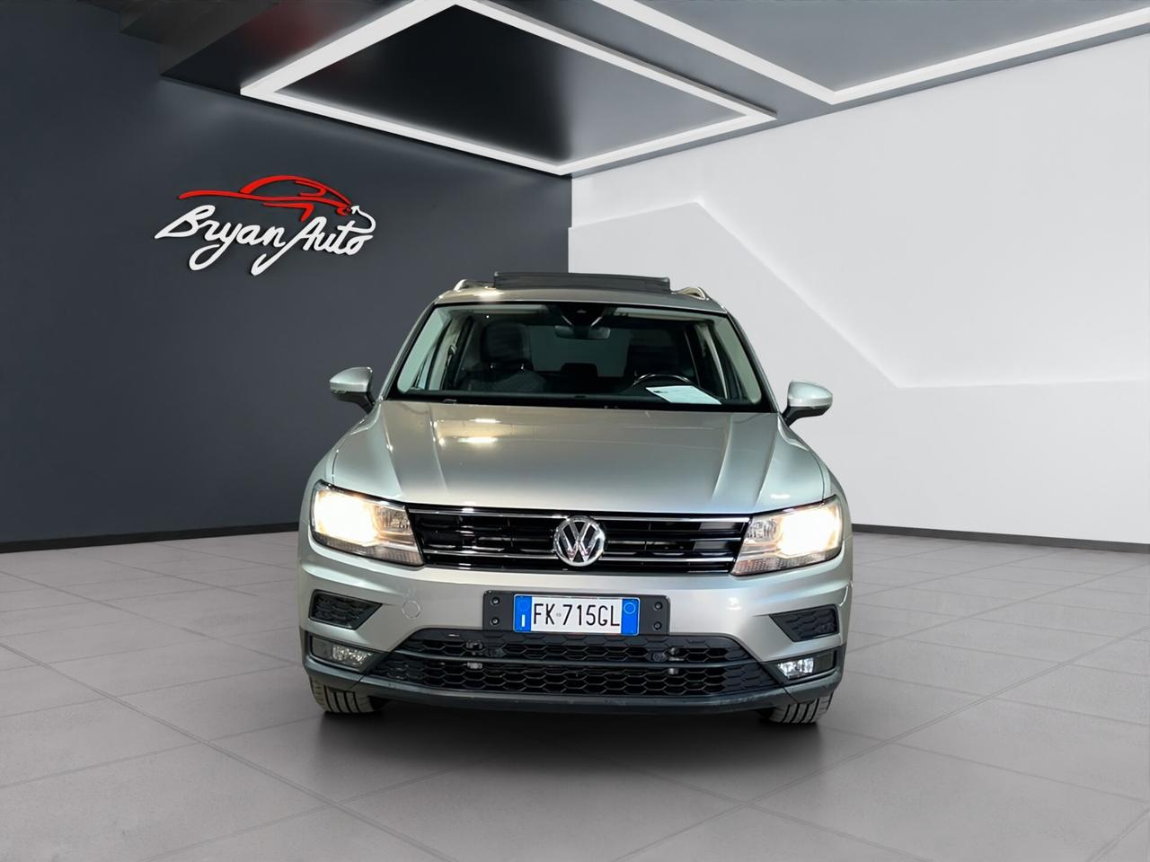 Volkswagen Tiguan 2.0 TDI SCR DSG 4MOTION Business BMT