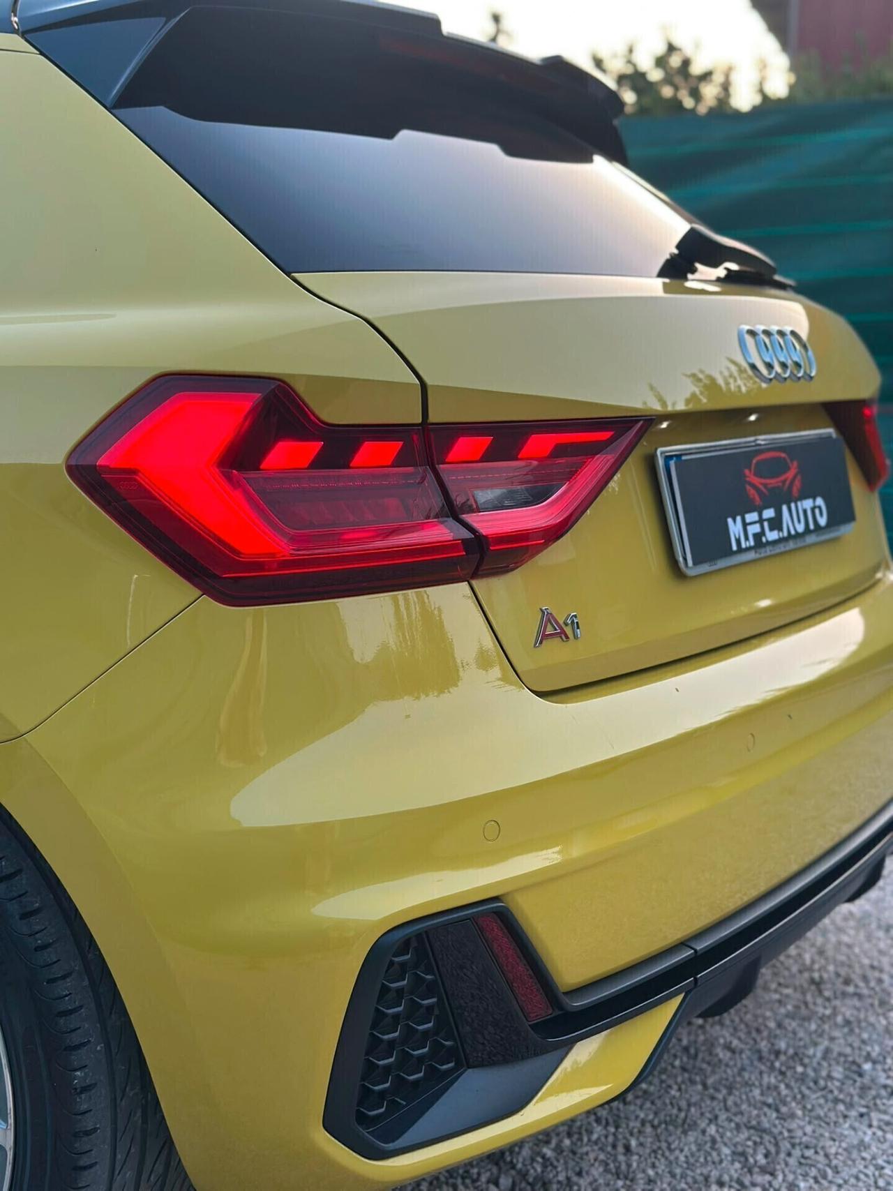 Audi A1 2023 SPB S-line Identity Black GARANZIA AUDI