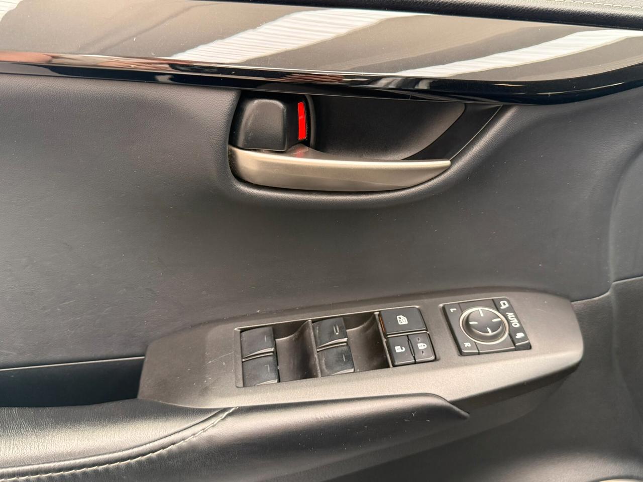 Lexus NX 300h NX Hybrid 4WD Executive