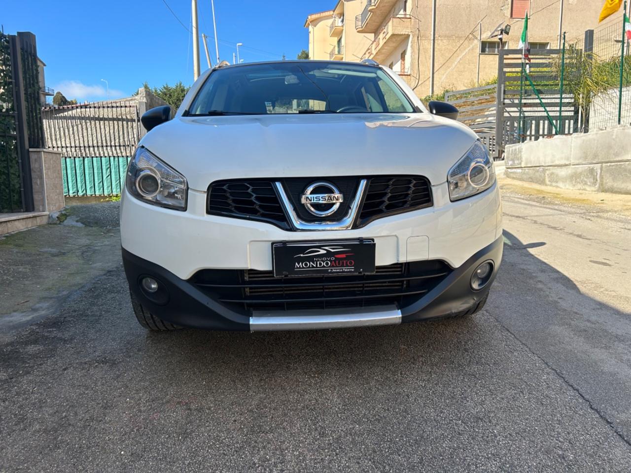 Nissan Qashqai 1.6 dCi DPF 360