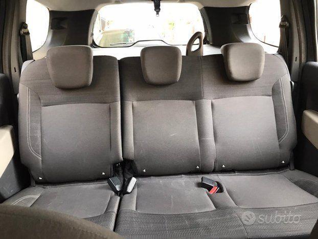 Dacia Lodgy Laureate 79kw 1.5 dci 8v 110cv 7 Posti