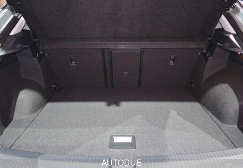 Volkswagen T-Roc I 2022 1.0 tsi Life 110cv