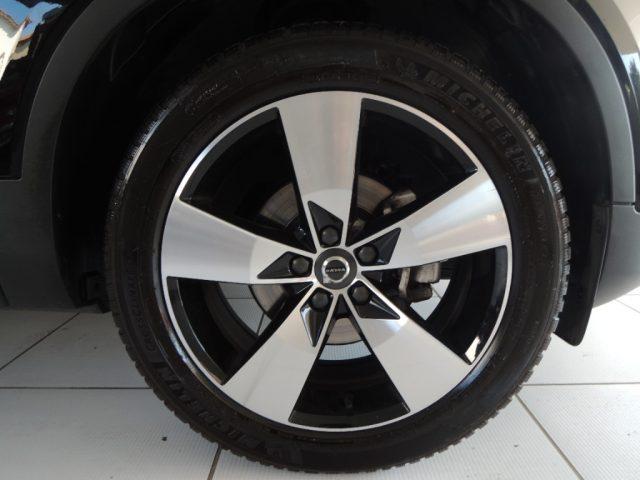 VOLVO XC40 T3 Geartronic Momentum Pro