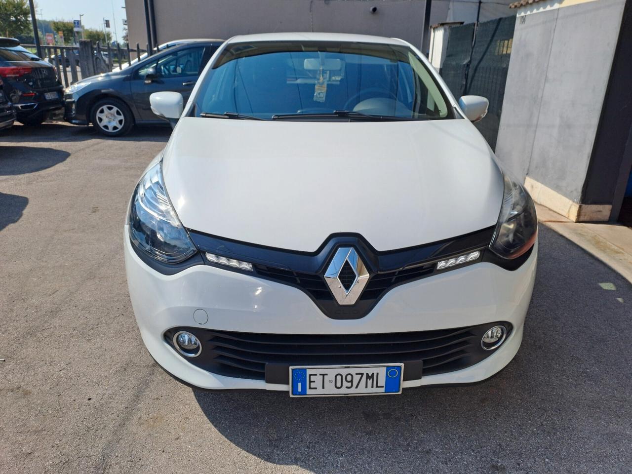 Renault Clio 1.2 75CV 5p OK NEOPATENTATI