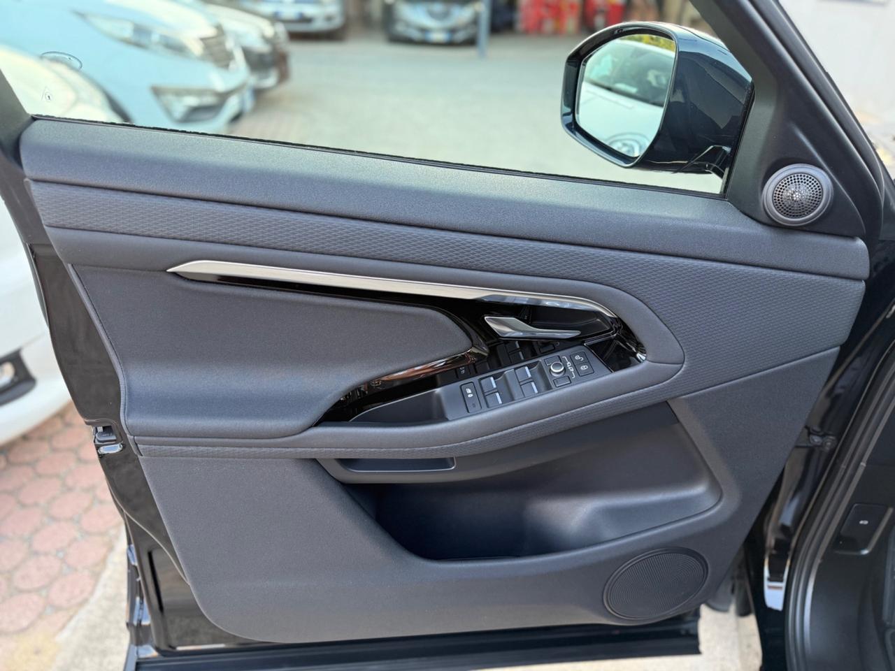 Land Rover Evoque 2.0 D150 CV R-Dynamic KM CERTIF.