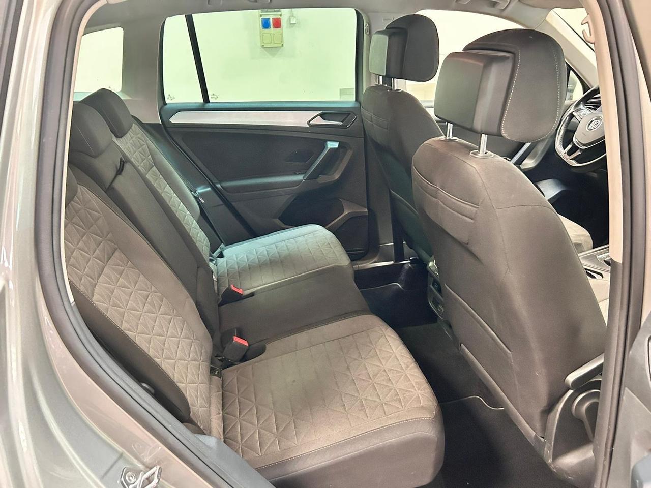 Volkswagen Tiguan 2.0 TDI SCR DSG Business BlueMotion Technology