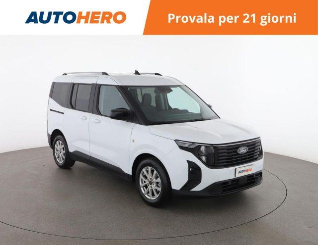 FORD Tourneo Courier 1.0 EcoBoost Titanium
