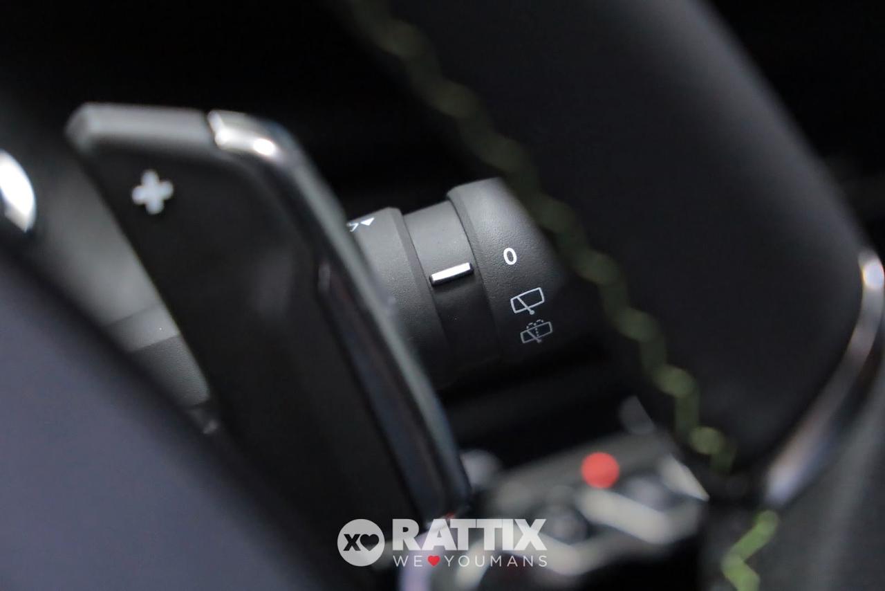 Peugeot 208 1.2 Hybrid 136CV GT e-dcs 6
