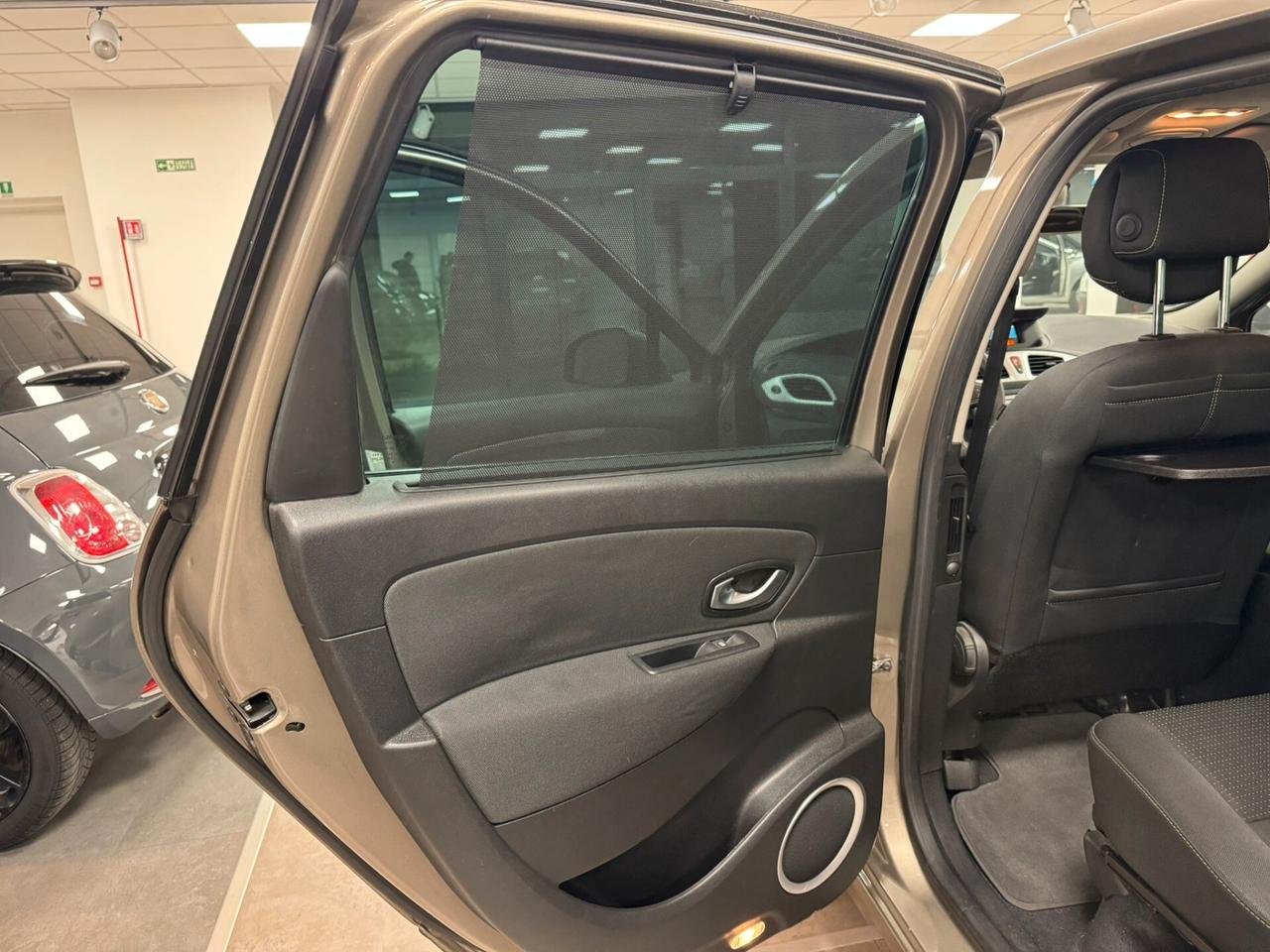 Renault Scenic GRAND Scénic X-Mod 1.6 benzina *7 POSTI*