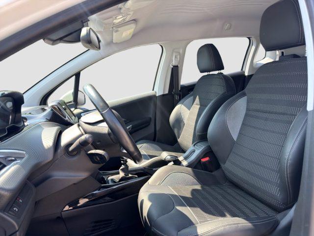 PEUGEOT 2008 2008 BlueHDi 120 S&S Allure
