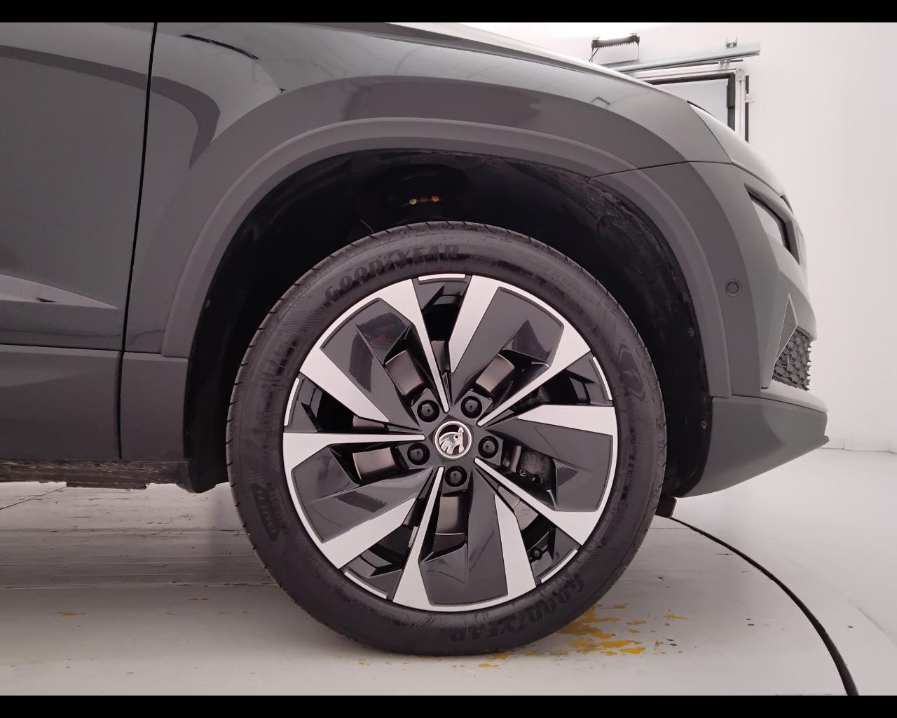 SKODA Karoq 2022 - Karoq 2.0 tdi evo Style 150cv