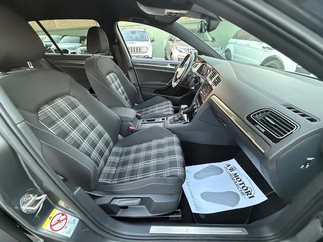 Volkswagen Golf GTD 2.0 TDI DSG 5p. BlueMotion Technology