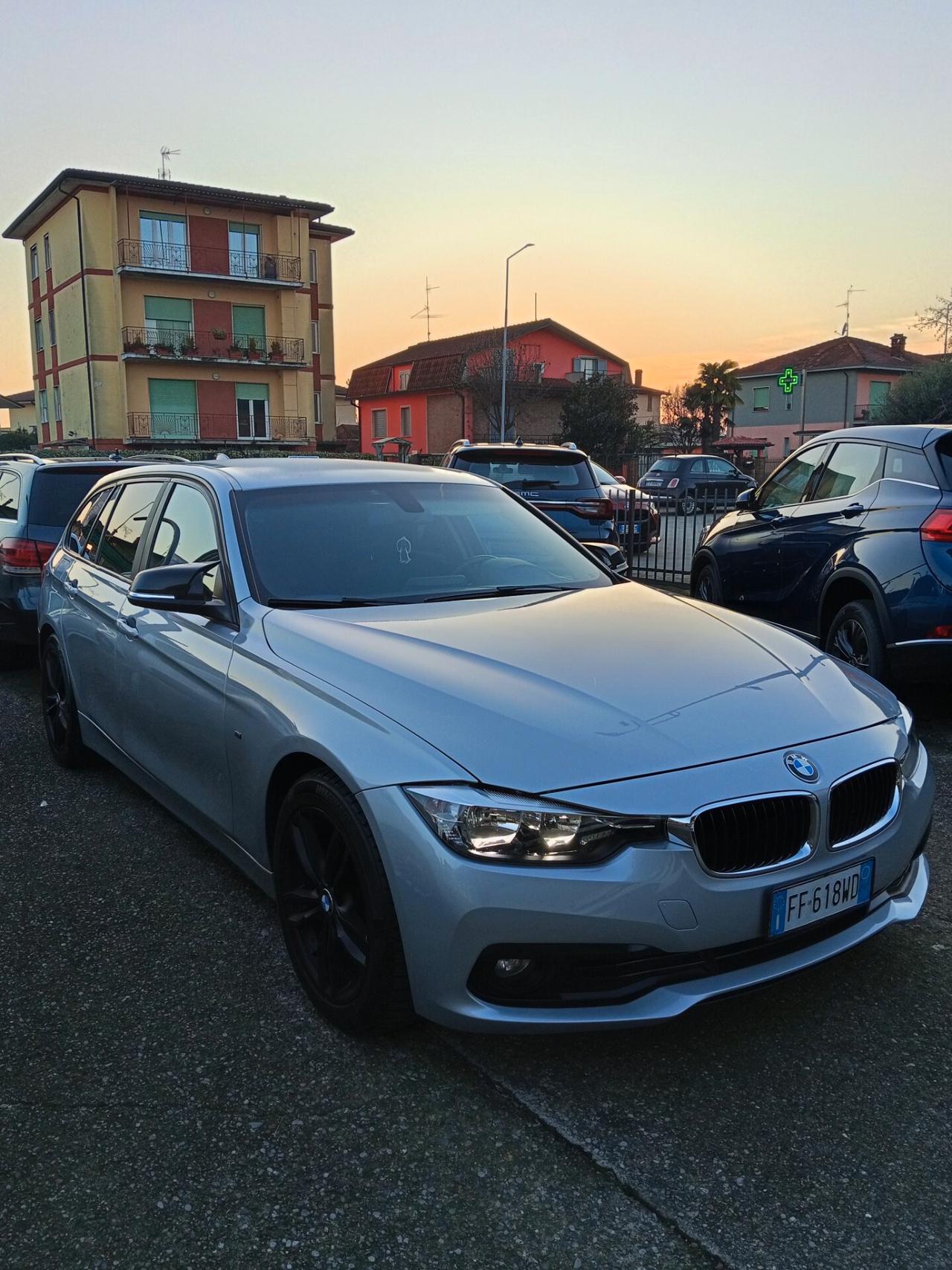 Bmw 320 320d Touring Business Advantage aut.