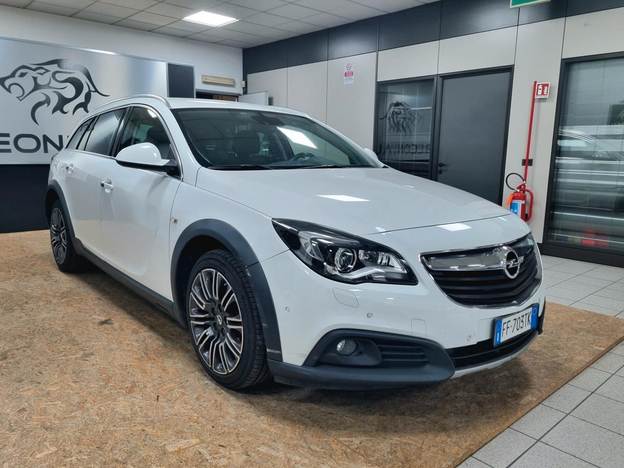 OPEL INSIGNA 2.0 CDTI 170CV 4x4 COUNTRY TOURER