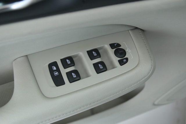 VOLVO V60 D4 Geartronic Inscription Full LED/Cerchi 19''