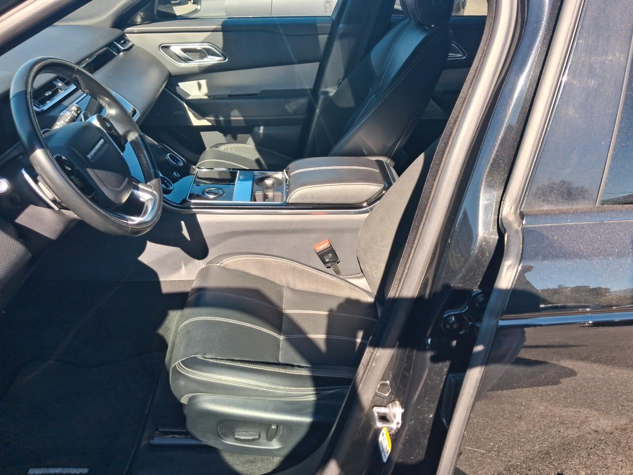 Land Rover Range Velar 2.0D I4 240 CV R-Dynamic