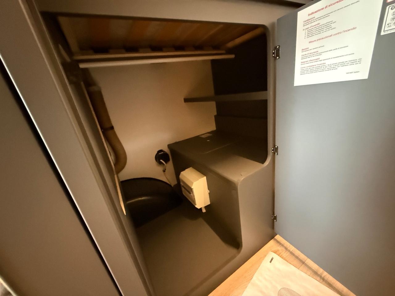 LAIKA KOSMO 319 L 6.99 AUTOMATICO LITIO