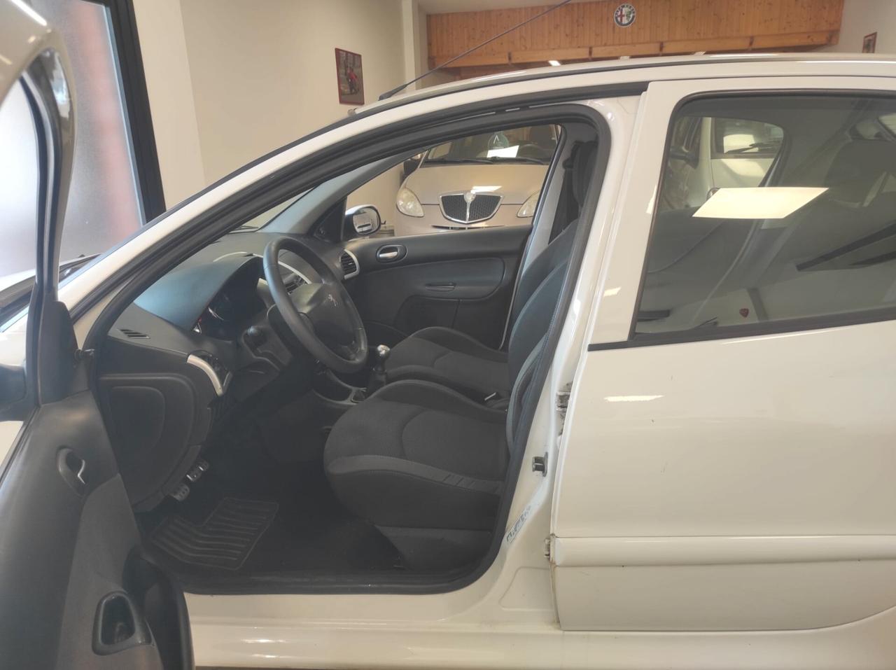 Peugeot 206 Plus 1.4 HDi 70CV 5p. Trendy
