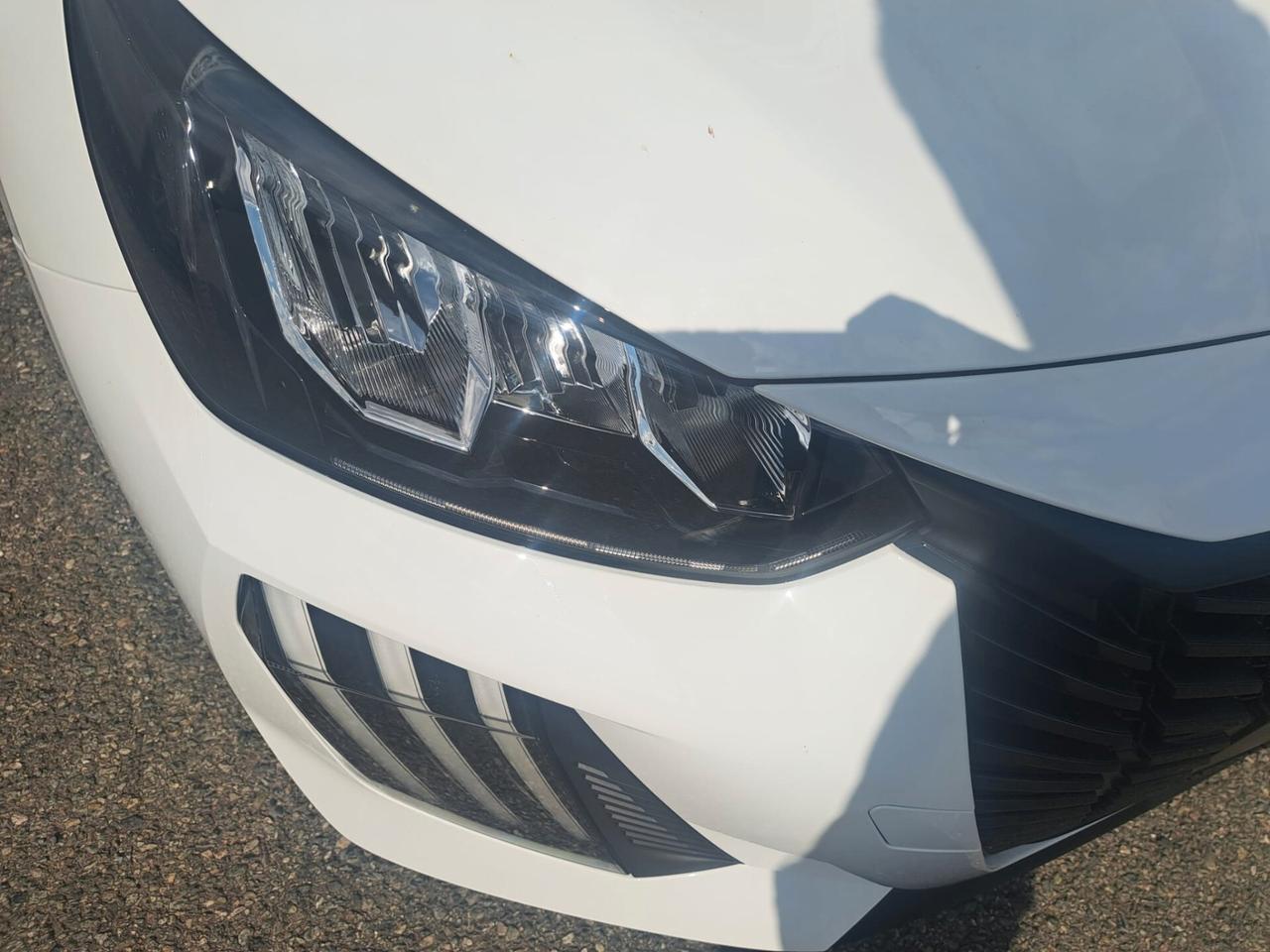 Peugeot 208 HYBRID 110 CV NESSUN OBBLIGO FINANZIARIO !!