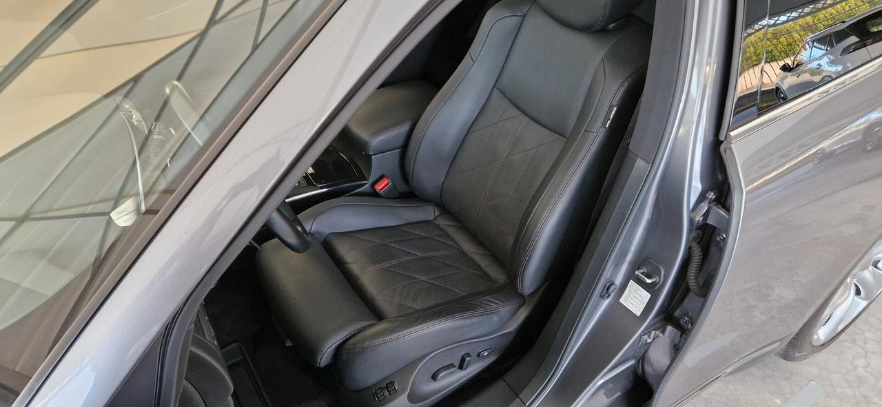 Infiniti QX70 3.0 diesel V6 AT S Premium