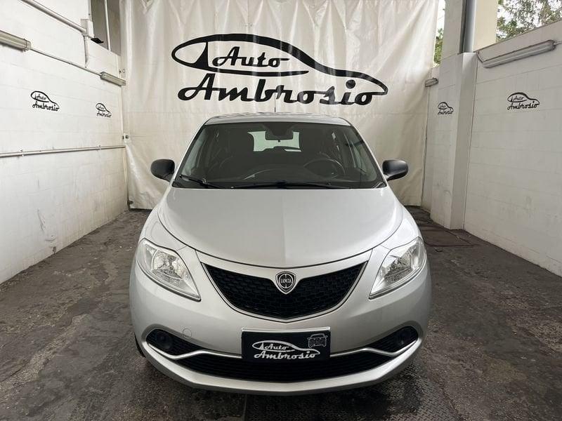 Lancia Ypsilon Ypsilon 1.2 69 CV 5 porte tua da 79,00 euro al mese
