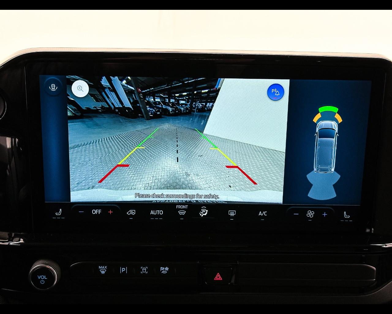 FORD Tourneo Custom 2ªs - Tourneo Custom 320 2.0 EcoBlue 170CV aut. PL Titanium